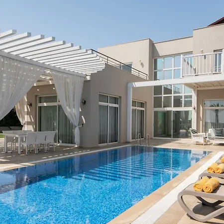 Papillon Ayscha & 5* Belek