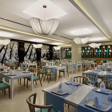 리조트 Papillon Ayscha & 5*