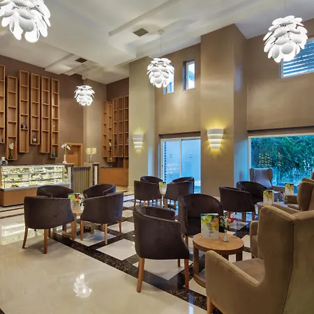 Papillon Ayscha & Resort