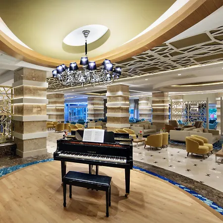 Papillon Ayscha & Rezort Belek