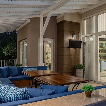 Rezort Papillon Ayscha &